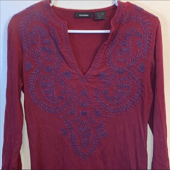 Express Dress - Picture 2 of 7